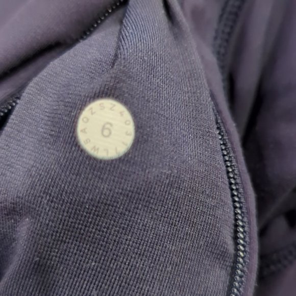 Lululemon Run On Tight (25") Midnight Navy - Picture 9 of 16